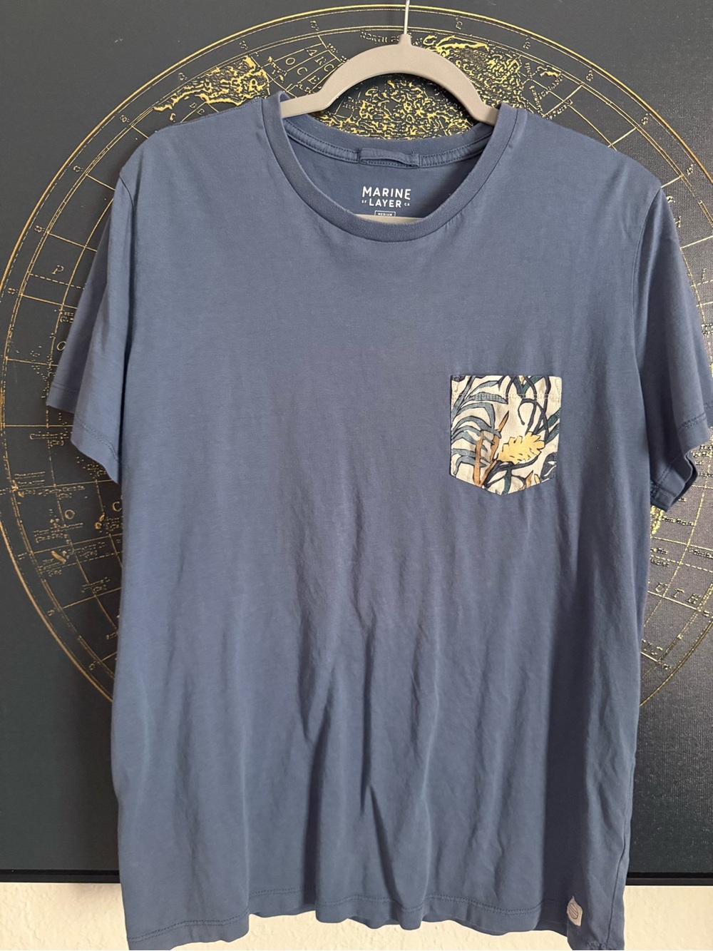 Marine Layer Men’s Slate Blue Short-Sleeve Tee with Tropical Pocket